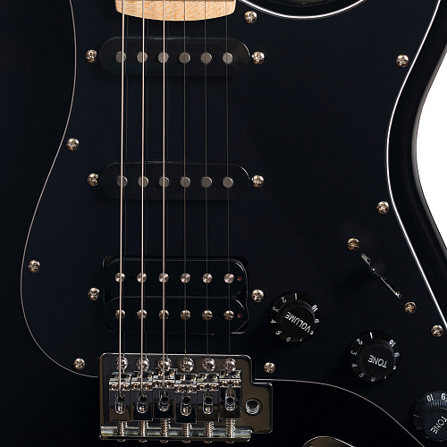 Rockdale Stars Plus HSS Maple Black Электрогитара.